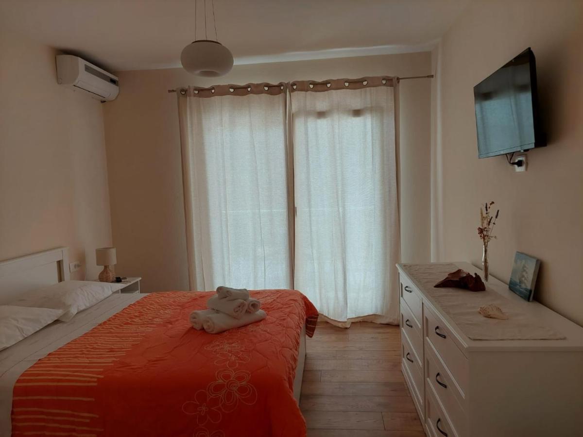 Apartman Danijela Lägenhet Klek Exteriör bild